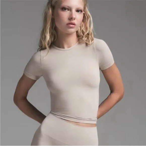 Skims Cotton Jersey Long Sleeve Top Stone Rare Discontinued Color Size S NWT - Picture 9 of 9